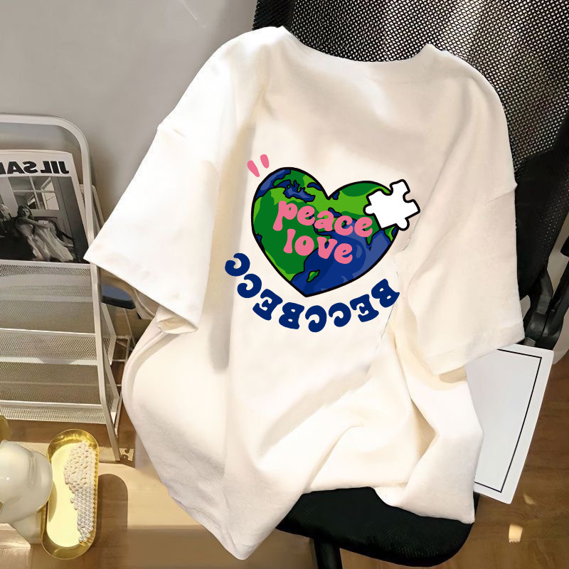 Popular Korean cartoon Snoopy short sleeved T-shirt for both men and women, versatile and trendy for couples, cool and trendy on the go