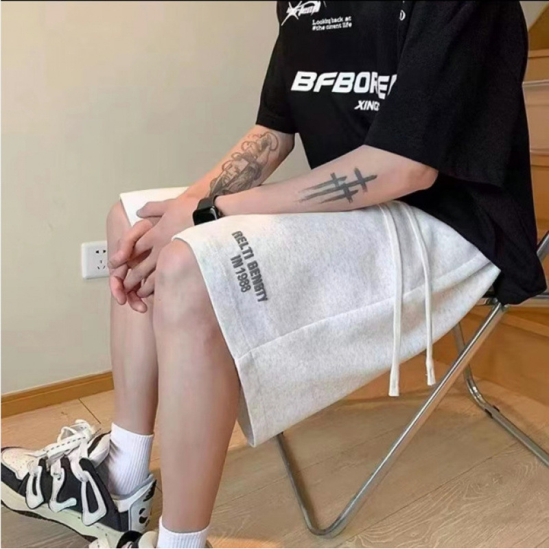 2025 Men's Casual Shorts Trendy Brand Loose Outerwear Summer Thin Style Quick Drying Sports Trendy Summer Clothes 5-point Middle Pants 2025 Men's Casual Shorts Trendy Brand Loose Outerwear Summer Thin Style Quick Drying Sports Trendy Summer Clothes 5-point Middle Pants