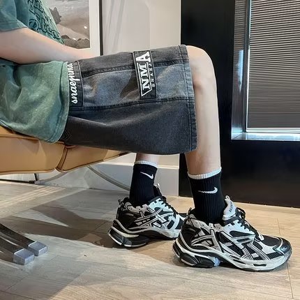 American retro denim shorts for men in summer, thin fit with large pockets, workwear, cropped shorts, loose casual shorts for teenagers American retro denim shorts for men in summer, thin fit with large pockets, workwear, cropped shorts, loose casual shorts for teenagers