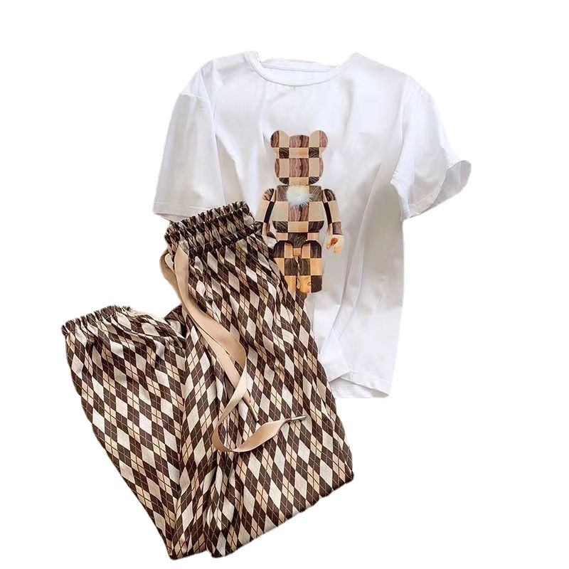 Set of women's summer new cartoon checkered teddy bear diamond patterned T-shirt, women's pants two-piece set, fashionable casual sportswear Set of women's summer new cartoon checkered teddy bear diamond patterned T-shirt, women's pants two-piece set, fashionable casual sportswear