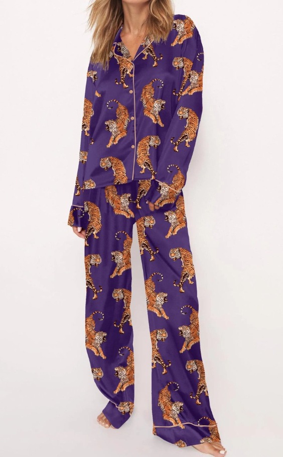 2025 Amazon standalone long sleeved casual sleepwear set with printed fashion buttons for adult casual home wear 2025 Amazon standalone long sleeved casual sleepwear set with printed fashion buttons for adult casual home wear