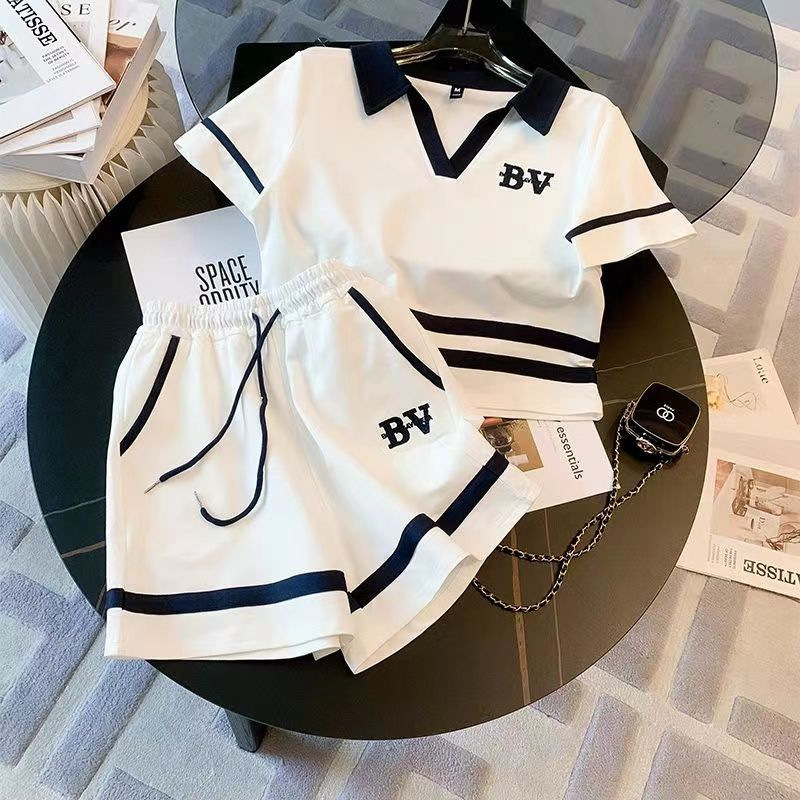Summer new sports suit for women 2024 new stylish Korean version loose and age reducing high-end casual shorts two-piece set