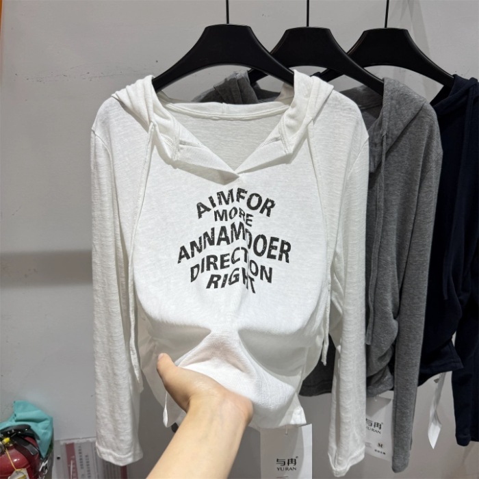 Autumn new fashion letter printed hooded long sleeved T-shirt for women, pleated top Autumn new fashion letter printed hooded long sleeved T-shirt for women, pleated top