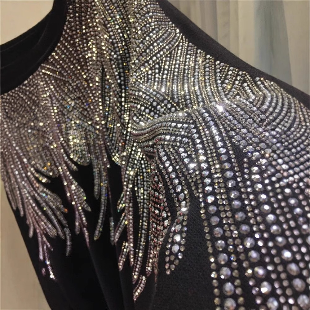 6554 # 300kg Extra Large Size with Thick Velvet Heavy duty Hot Drilled Front and Rear Full Drilled Light Luxury Wings Long Sleeve Hoodie for Women 6554 # 300kg Extra Large Size with Thick Velvet Heavy duty Hot Drilled Front and Rear Full Drilled Light Luxury Wings Long Sleeve Hoodie for Women