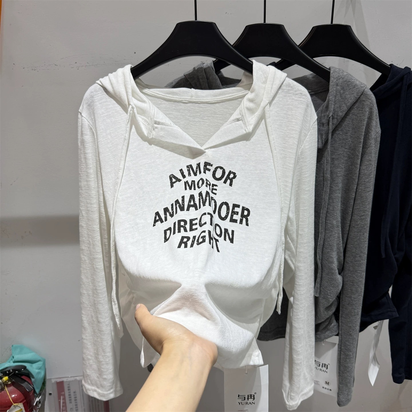 Autumn new fashion letter printed hooded long sleeved T-shirt for women, pleated top Autumn new fashion letter printed hooded long sleeved T-shirt for women, pleated top