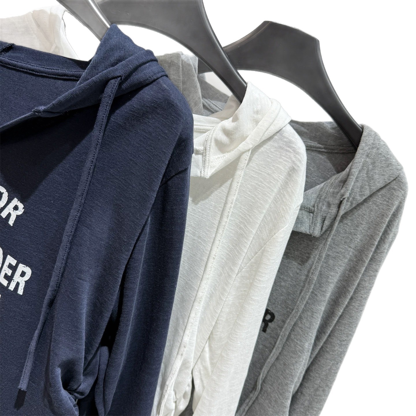 Autumn new fashion letter printed hooded long sleeved T-shirt for women, pleated top Autumn new fashion letter printed hooded long sleeved T-shirt for women, pleated top