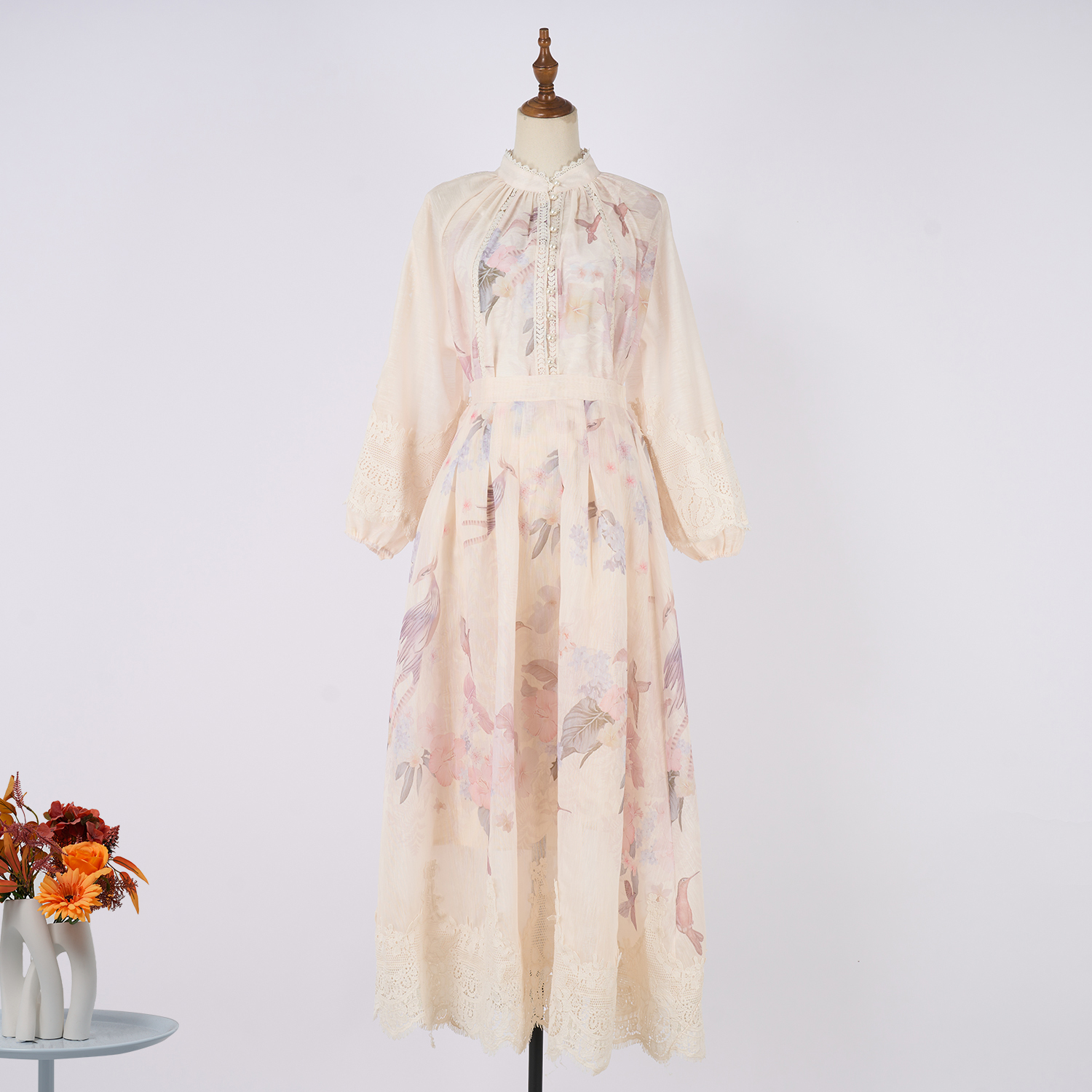 Real shot long sleeved slim fit and slimming single breasted printed long skirt with elastic waist and large skirt set