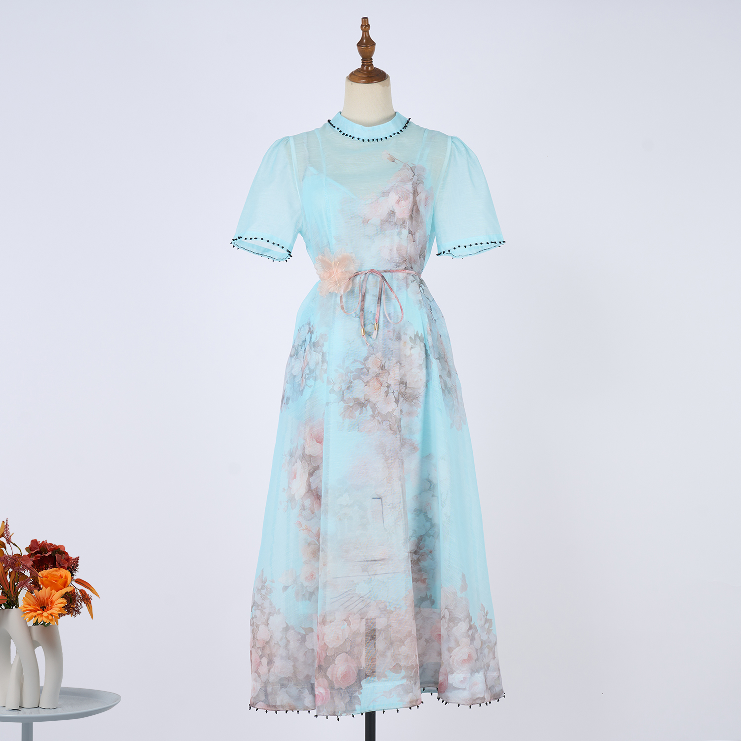 Real shot of Australian niche heavy industry nail drill lace short sleeved loose linen dress for women