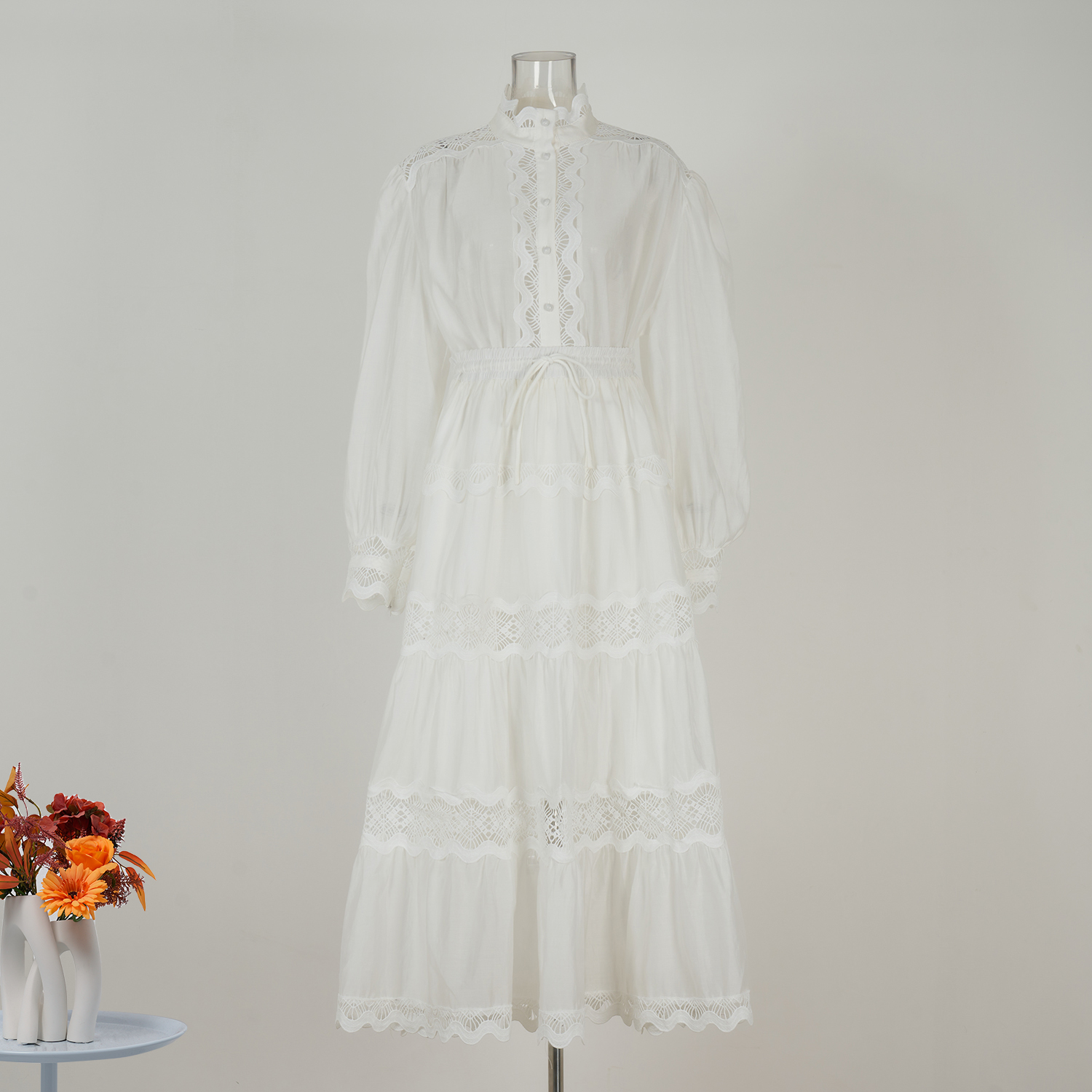 Real time shooting of European, American, British style fake suit dress, heavy-duty solid color lace loose large swing formal dress