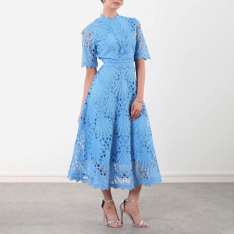 European and American retro heavy industry lace embroidery long dress 2025 new collection waist slimming short sleeved high-end dress for women