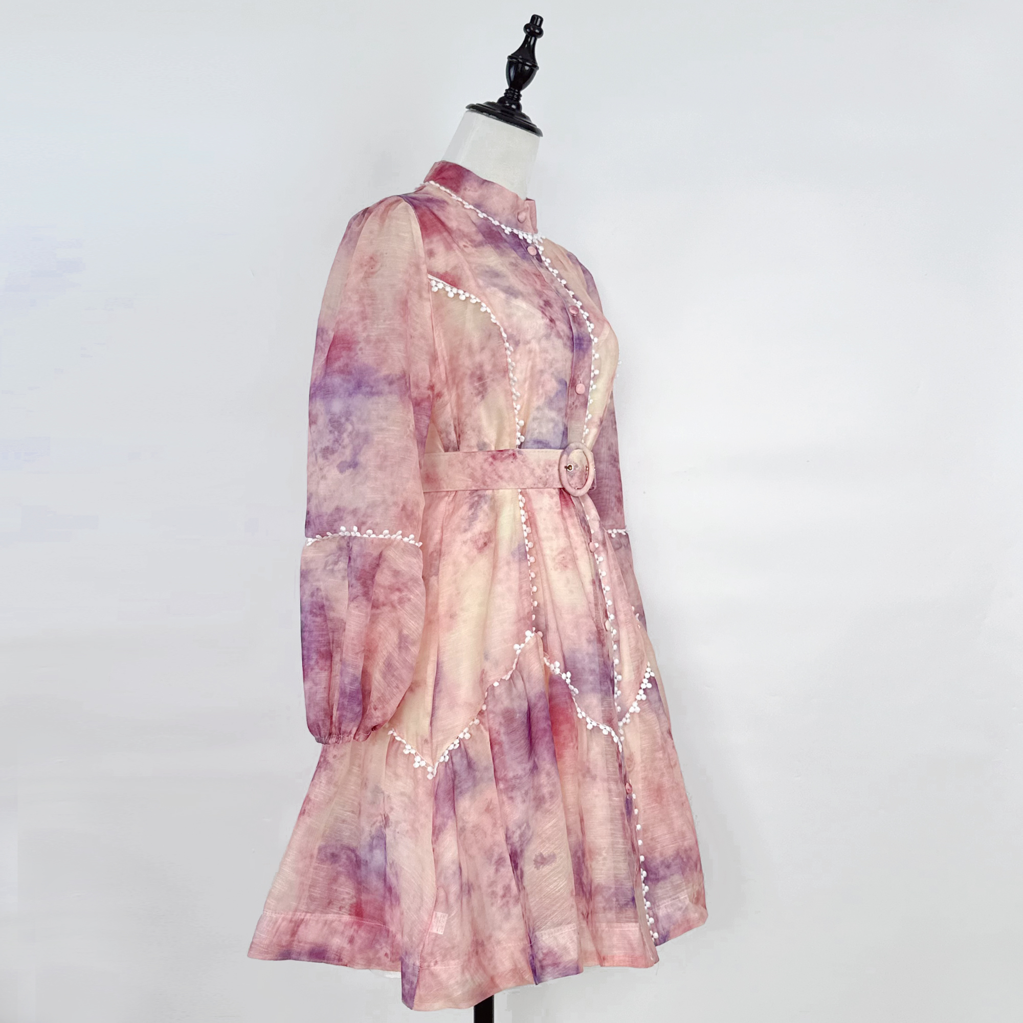 Realistic Australian Elegant Design Lace Bordered Printed Buckle Lantern Long Sleeve Loose Temperament Dress Autumn Realistic Australian Elegant Design Lace Bordered Printed Buckle Lantern Long Sleeve Loose Temperament Dress Autumn