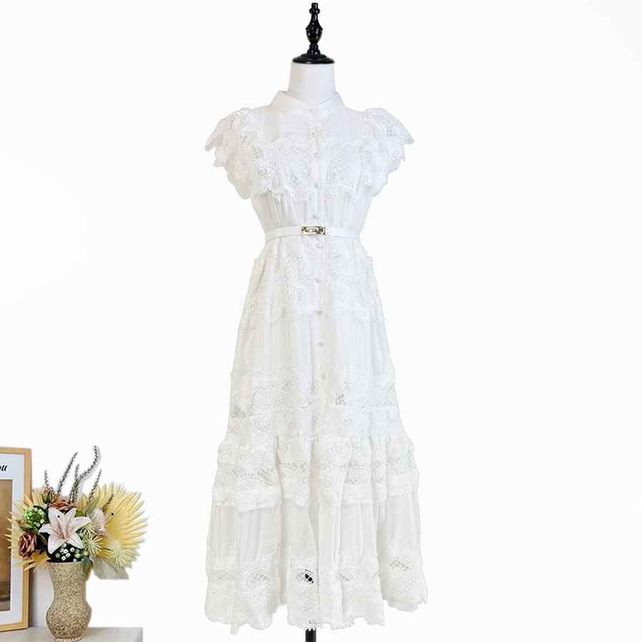 Real shot of European and American fashion heavy industry embroidery lace lace stitching flying sleeves mid length dress+belt Real shot of European and American fashion heavy industry embroidery lace lace stitching flying sleeves mid length dress+belt