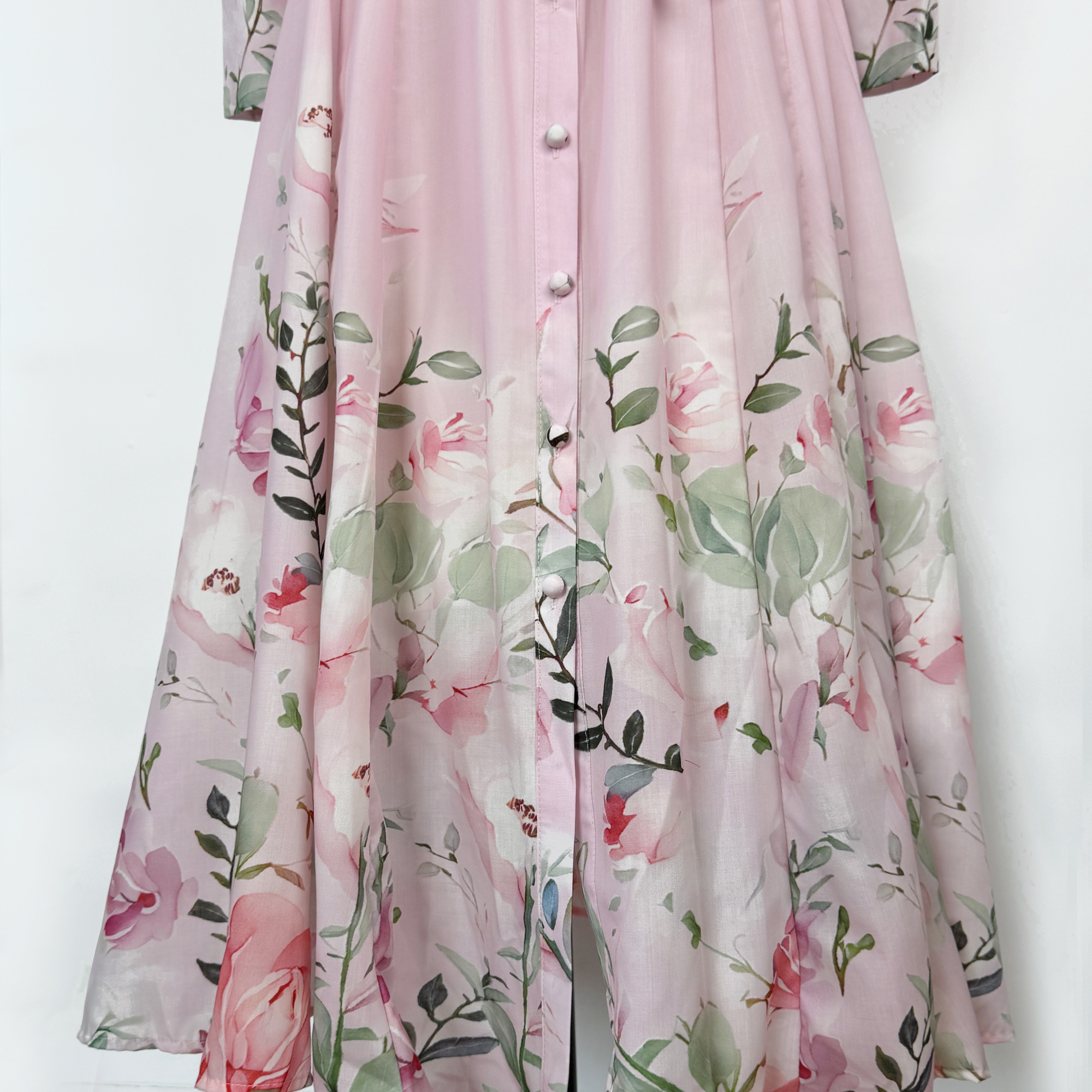 Real time shooting of elegant women's clothing for early autumn, 2025 American style loose retro printed lapel tie waist length dress Real time shooting of elegant women's clothing for early autumn, 2025 American style loose retro printed lapel tie waist length dress