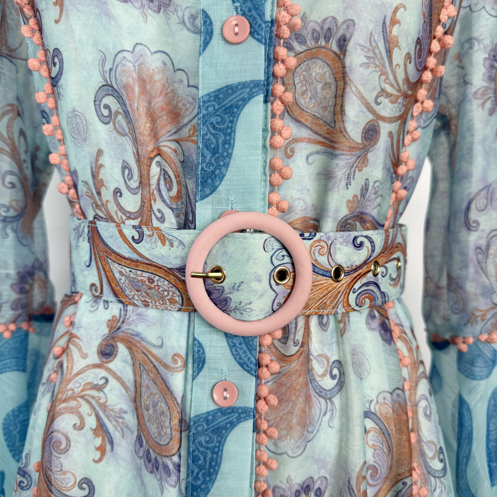 Real shot Australian retro cashew flower contrasting fashion single breasted lace patchwork stand up collar lantern sleeve dress medium length Real shot Australian retro cashew flower contrasting fashion single breasted lace patchwork stand up collar lantern sleeve dress medium length