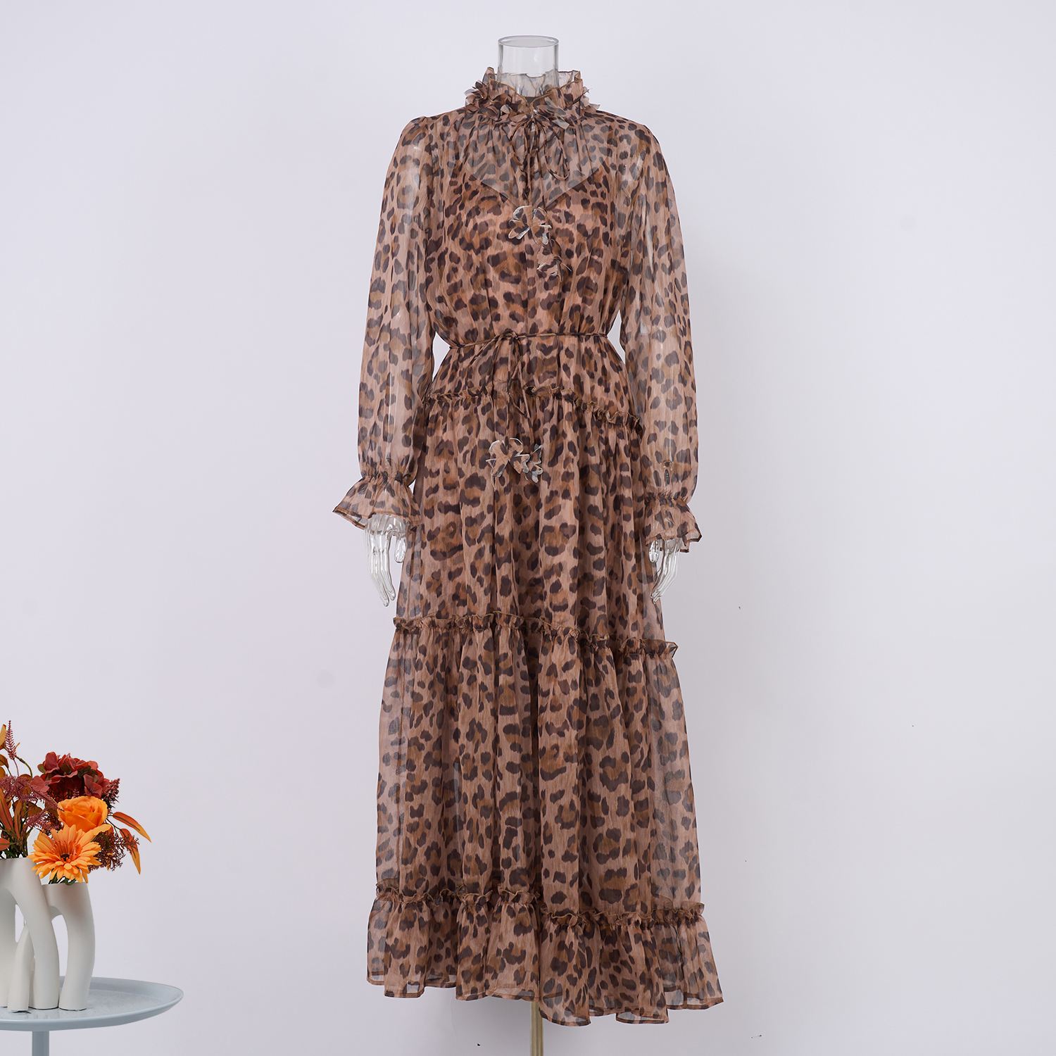 Real time shooting of Australian niche lilac purple lace up waist, long sleeved flowing silk crepe dress, long skirt