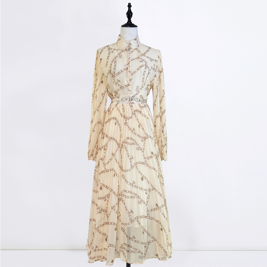 Real time shooting of Australian new fashionable printed single breasted stand up collar pleated long sleeved shirt with half skirt set skirt