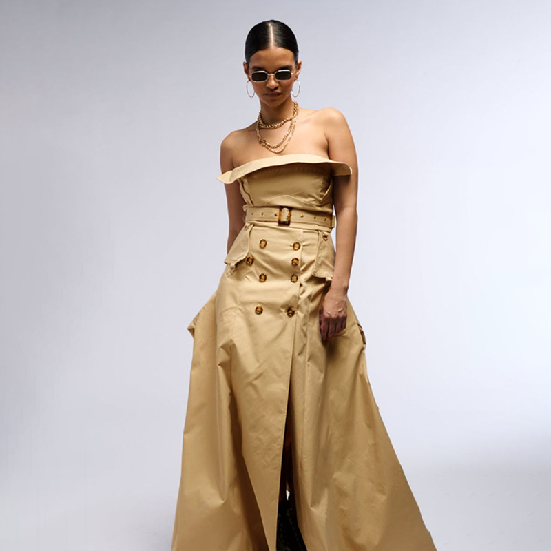 Light and mature style dress for women in autumn 2025, fashionable and sexy new style, solid color strapless one shoulder waistband long skirt