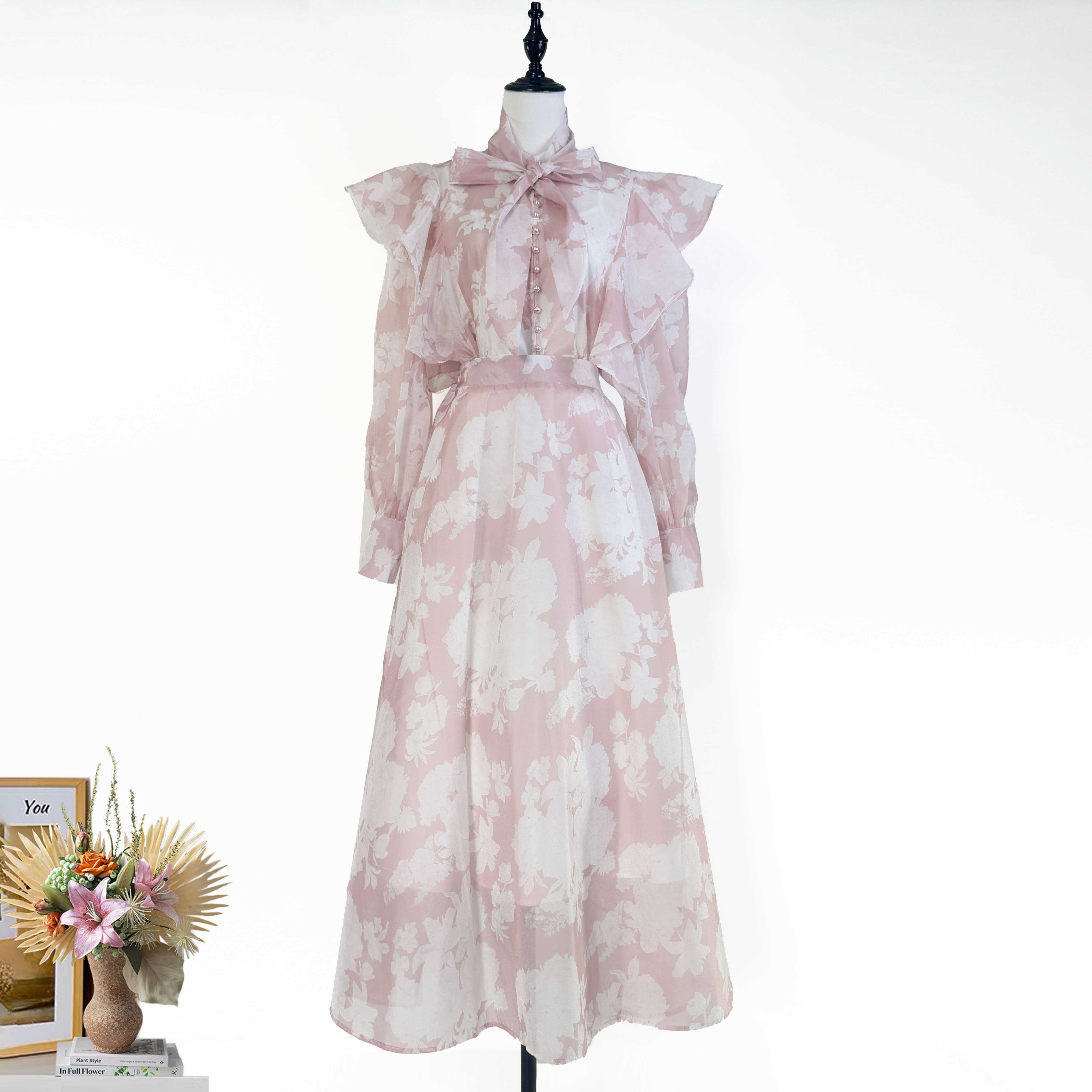 Real time shooting of the new high-end vacation style in Europe and America, elegant and luxurious ruffle edge printed shirt+half skirt set