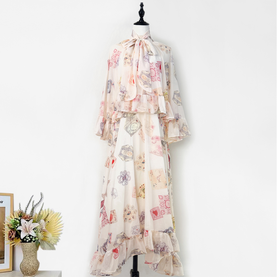 Real shot of 2025 early autumn fashion Australian niche graffiti loose fit vacation style jumpsuit long skirt fake two pieces