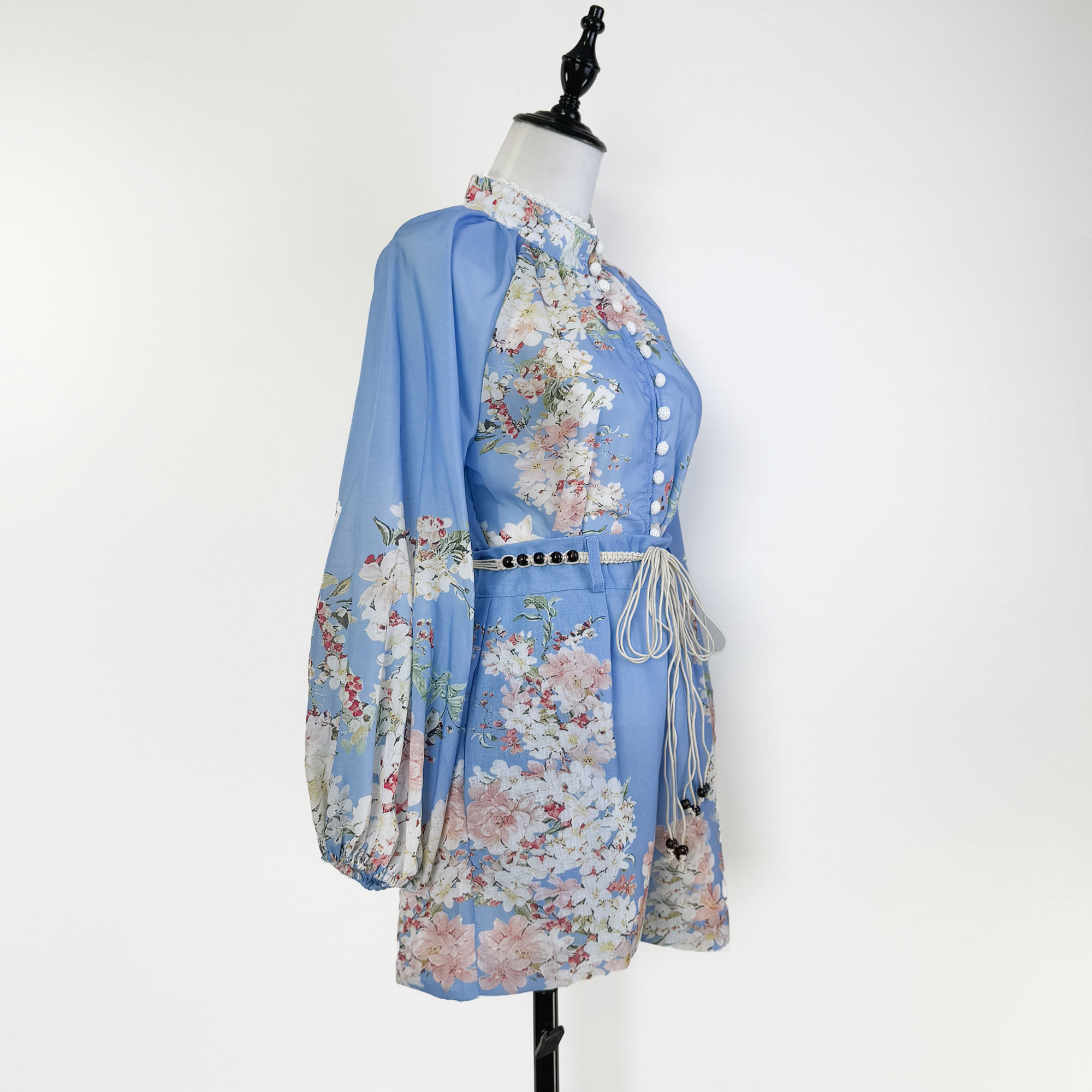 Realistic design blue positioning printed stand up collar patchwork lace shirt+wide leg shorts two-piece set+waist belt Realistic design blue positioning printed stand up collar patchwork lace shirt+wide leg shorts two-piece set+waist belt