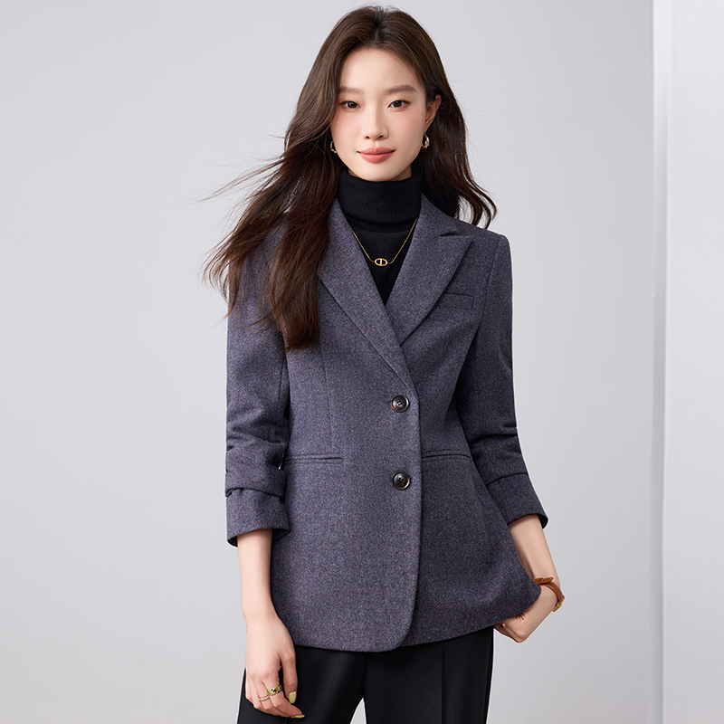 Design sense, temperament, single breasted suit jacket, women's autumn slimming and slimming commuting formal work clothes, long sleeved suit Design sense, temperament, single breasted suit jacket, women's autumn slimming and slimming commuting formal work clothes, long sleeved suit