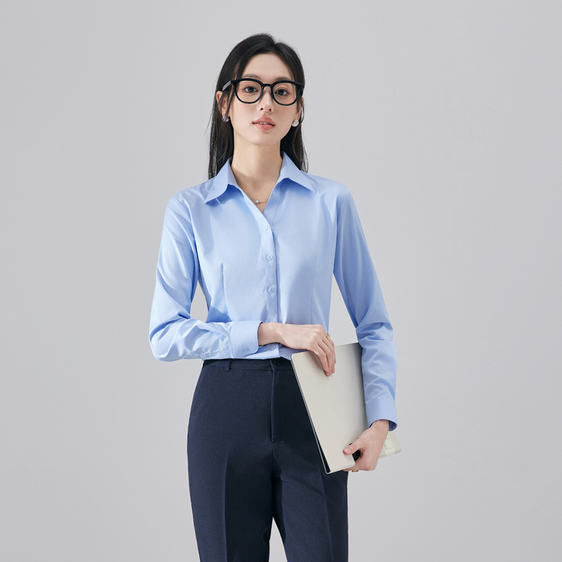 Casual and versatile white shirt, women's 2025 autumn outfit, new fashionable and simple temperament, commuting interior outfit, base shirt Casual and versatile white shirt, women's 2025 autumn outfit, new fashionable and simple temperament, commuting interior outfit, base shirt