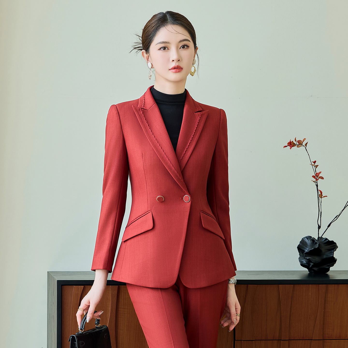 Capable temperament goddess style commuting suit set for women 2025 early autumn new design sense high-end professional work clothes Capable temperament goddess style commuting suit set for women 2025 early autumn new design sense high-end professional work clothes