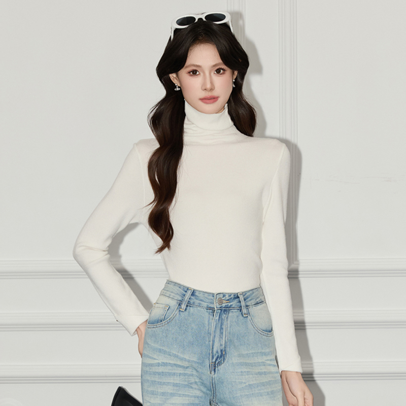 Slimming and slimming black base sweater, women's 2025 autumn and winter new design, versatile and stylish high neck top Slimming and slimming black base sweater, women's 2025 autumn and winter new design, versatile and stylish high neck top