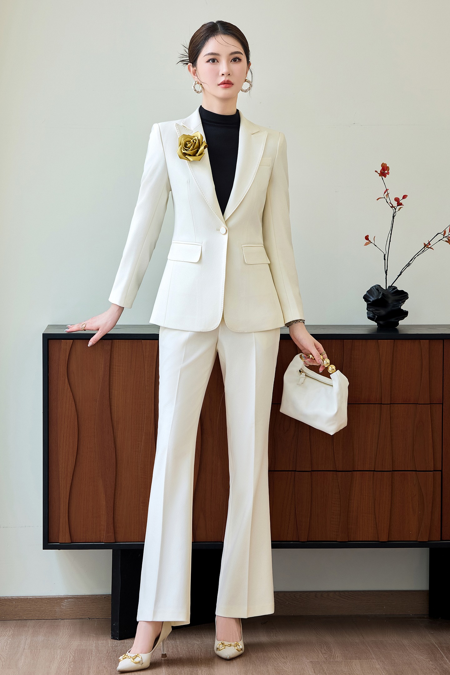 Design sense, temperament, long sleeved suit jacket, women's autumn slimming and high-end professional formal suit two-piece set Design sense, temperament, long sleeved suit jacket, women's autumn slimming and high-end professional formal suit two-piece set