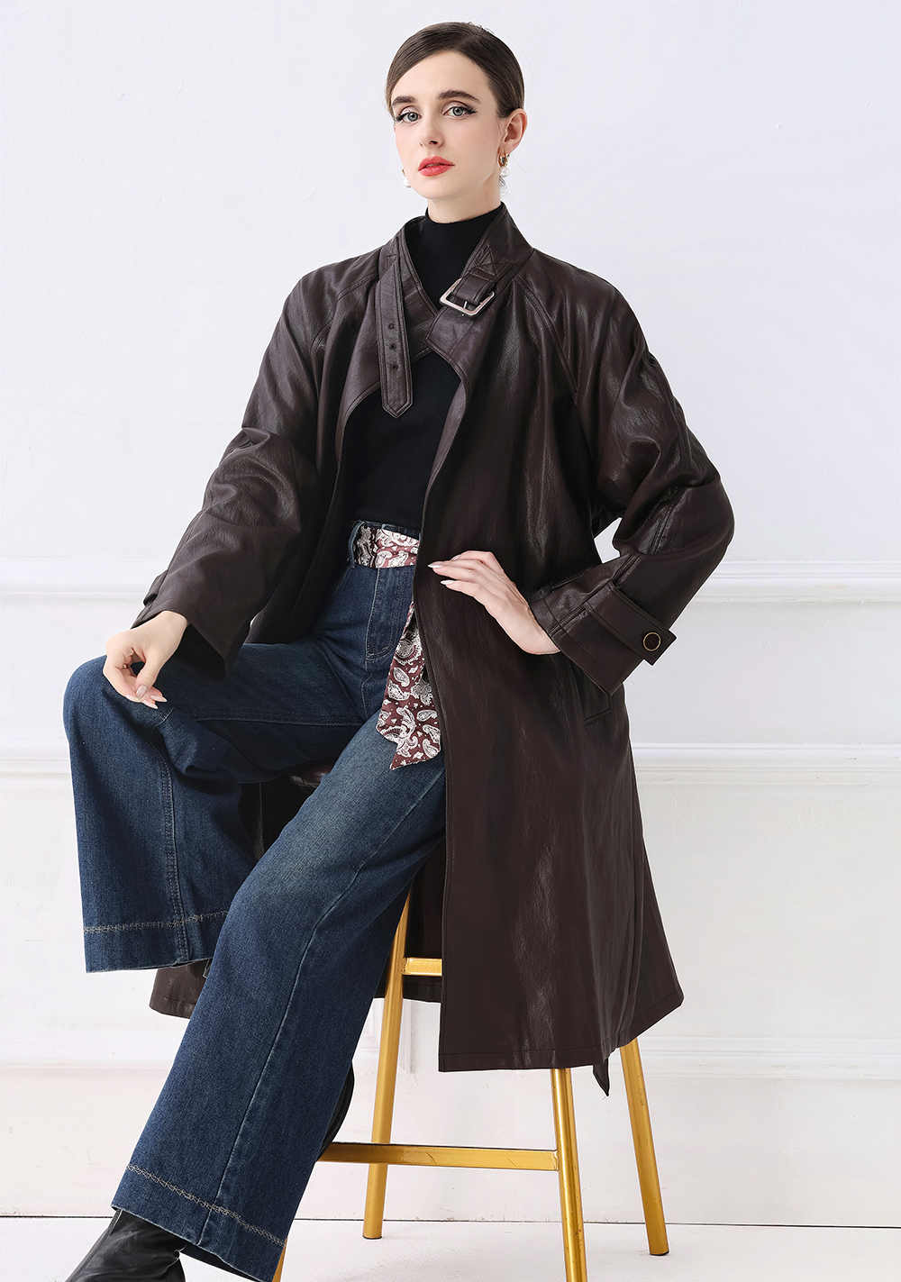 Realistic shooting of simple and cool PU leather windbreaker, retro leather jacket Realistic shooting of simple and cool PU leather windbreaker, retro leather jacket