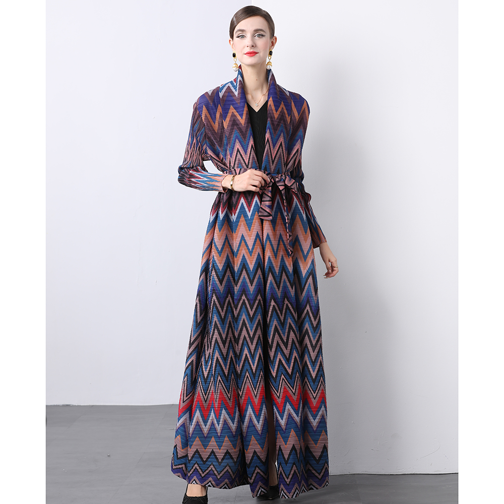 Factory direct sales of Miyake pleated loose plus size printed dress jacket