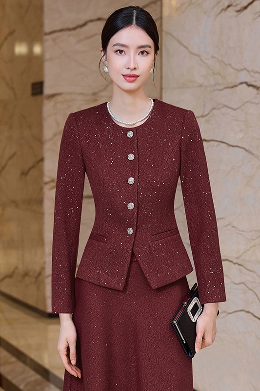 Versatile temperament, single breasted suit jacket, women's autumn outfit, design sense, niche commuting versatile suit, half skirt set Versatile temperament, single breasted suit jacket, women's autumn outfit, design sense, niche commuting versatile suit, half skirt set