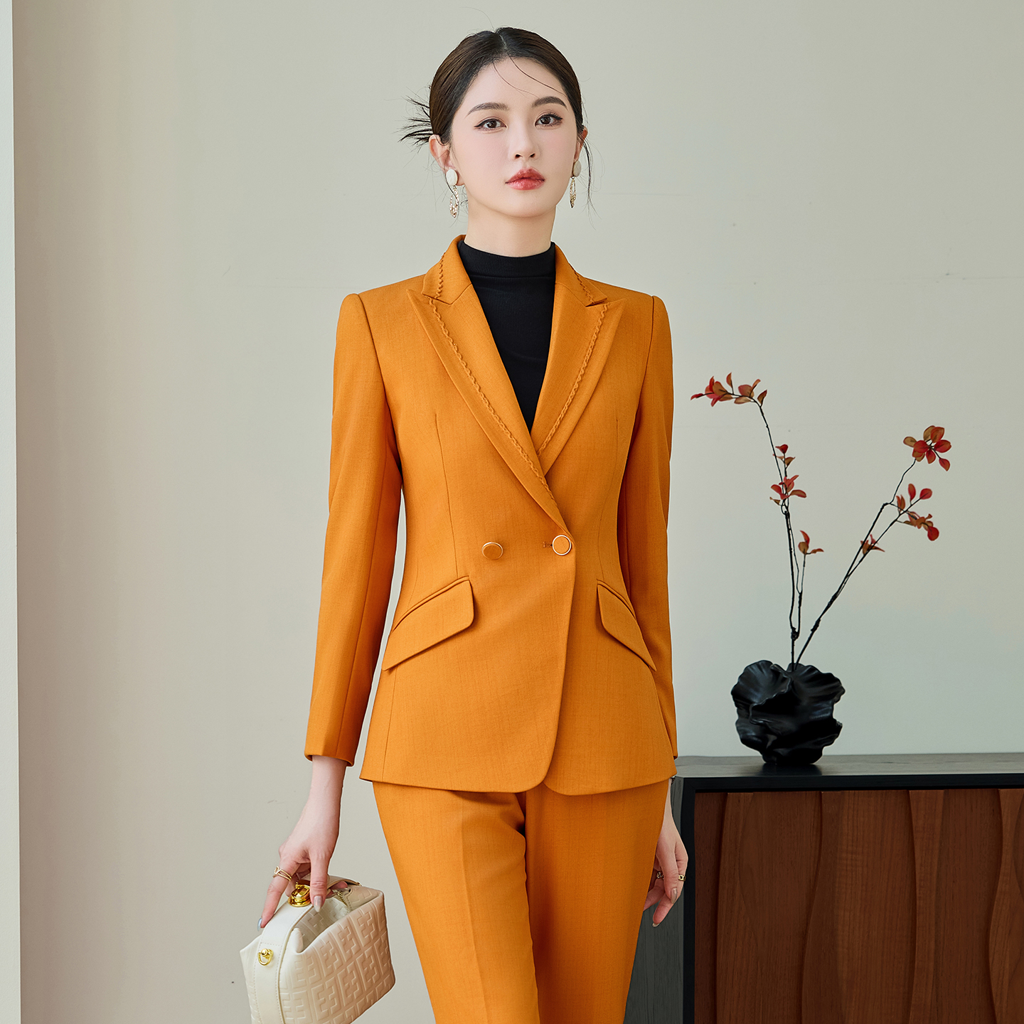 Capable temperament goddess style commuting suit set for women 2025 early autumn new design sense high-end professional work clothes Capable temperament goddess style commuting suit set for women 2025 early autumn new design sense high-end professional work clothes