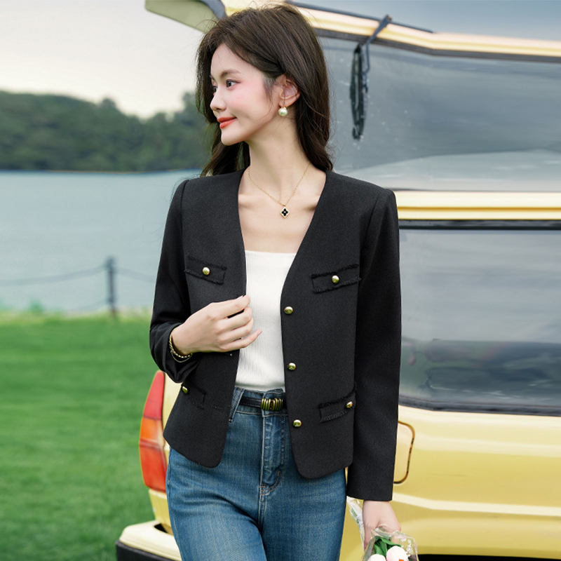 Xiaoxiangfeng Short Black Jacket for Women 2025 Early Autumn New Style Fashionable Simple Temperament Casual Versatile Long Sleeve Top Xiaoxiangfeng Short Black Jacket for Women 2025 Early Autumn New Style Fashionable Simple Temperament Casual Versatile Long Sleeve Top