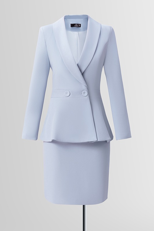 Goddess style professional suit set for women in early autumn 2025, simple and efficient commuting formal work clothes Goddess style professional suit set for women in early autumn 2025, simple and efficient commuting formal work clothes