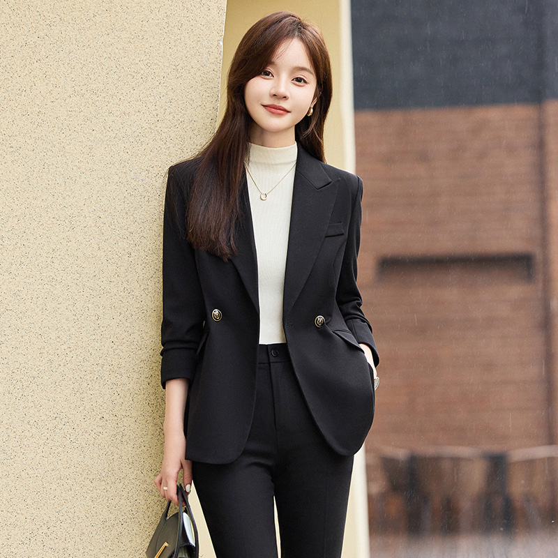 Unique design sense, rear split suit for women, autumn and winter new item, one button slim fit commuting workwear, wool suit Unique design sense, rear split suit for women, autumn and winter new item, one button slim fit commuting workwear, wool suit