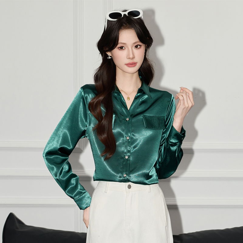 2025 Fashion Simple Temperament Single breasted Shirt Small Shirt Women's Early Autumn Design Sense High end Acetate Satin Shirt 2025 Fashion Simple Temperament Single breasted Shirt Small Shirt Women's Early Autumn Design Sense High end Acetate Satin Shirt