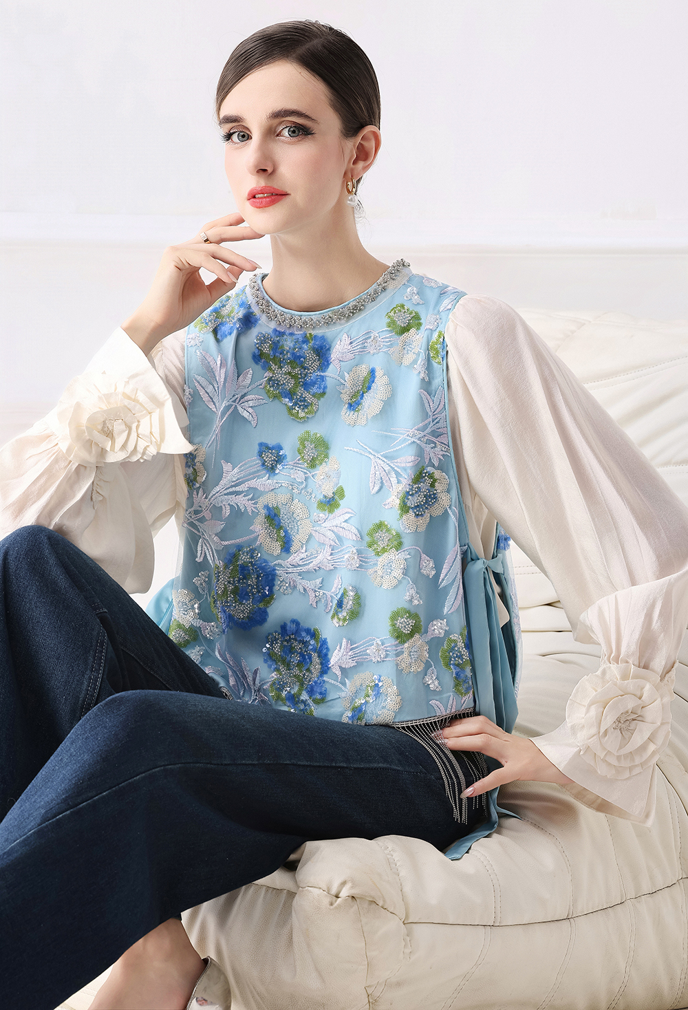 New Chinese style heavy industry embroidery versatile vest 908 New Chinese style heavy industry embroidery versatile vest 908