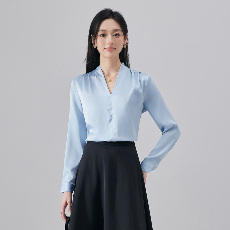 High end temperament V-neck shirt, women's 2025 early autumn new fashion, simple and casual versatile shirt set High end temperament V-neck shirt, women's 2025 early autumn new fashion, simple and casual versatile shirt set