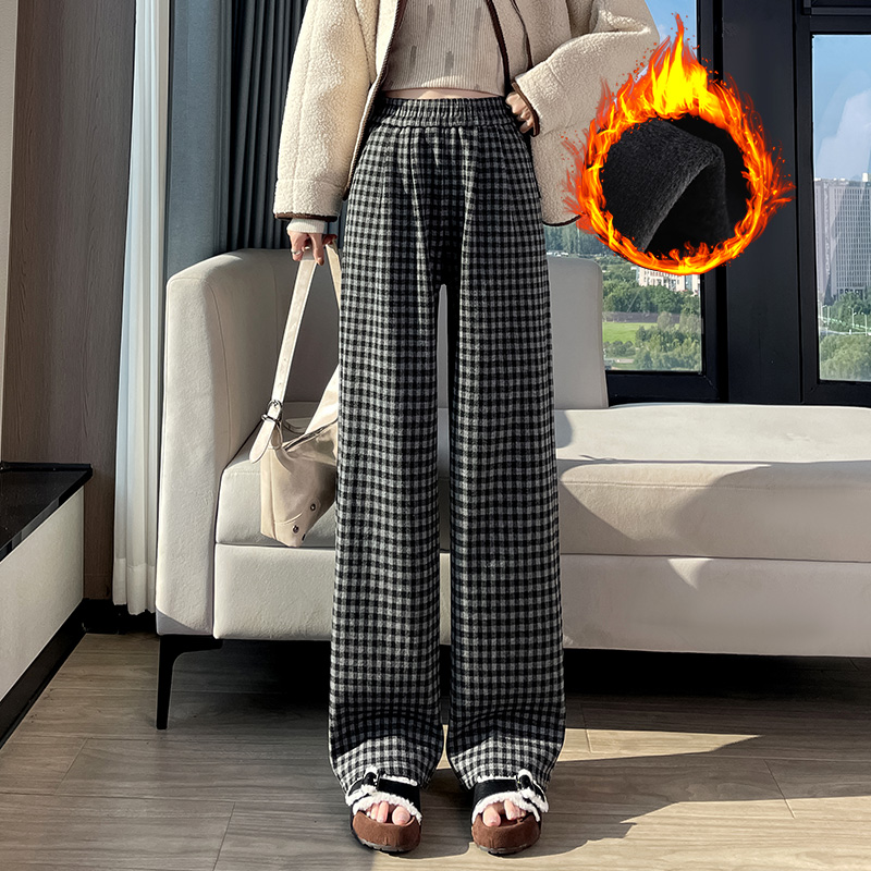 Thick and warm plaid casual pants with added fleece, women's autumn and winter new design sense, niche temperament, versatile elastic waisted pants Thick and warm plaid casual pants with added fleece, women's autumn and winter new design sense, niche temperament, versatile elastic waisted pants