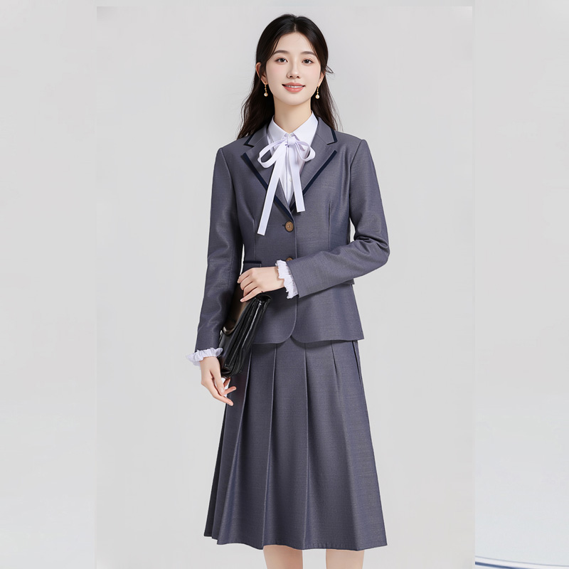 British style gray suit for women in autumn 2025, new design with a niche temperament, college style long sleeved suit British style gray suit for women in autumn 2025, new design with a niche temperament, college style long sleeved suit