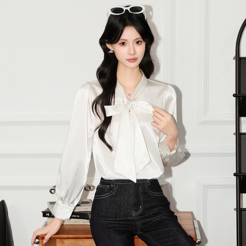 Design inspired Western style lace up shirt for women in autumn 2025, new casual and versatile OL fashionable and simple temperament shirt Design inspired Western style lace up shirt for women in autumn 2025, new casual and versatile OL fashionable and simple temperament shirt