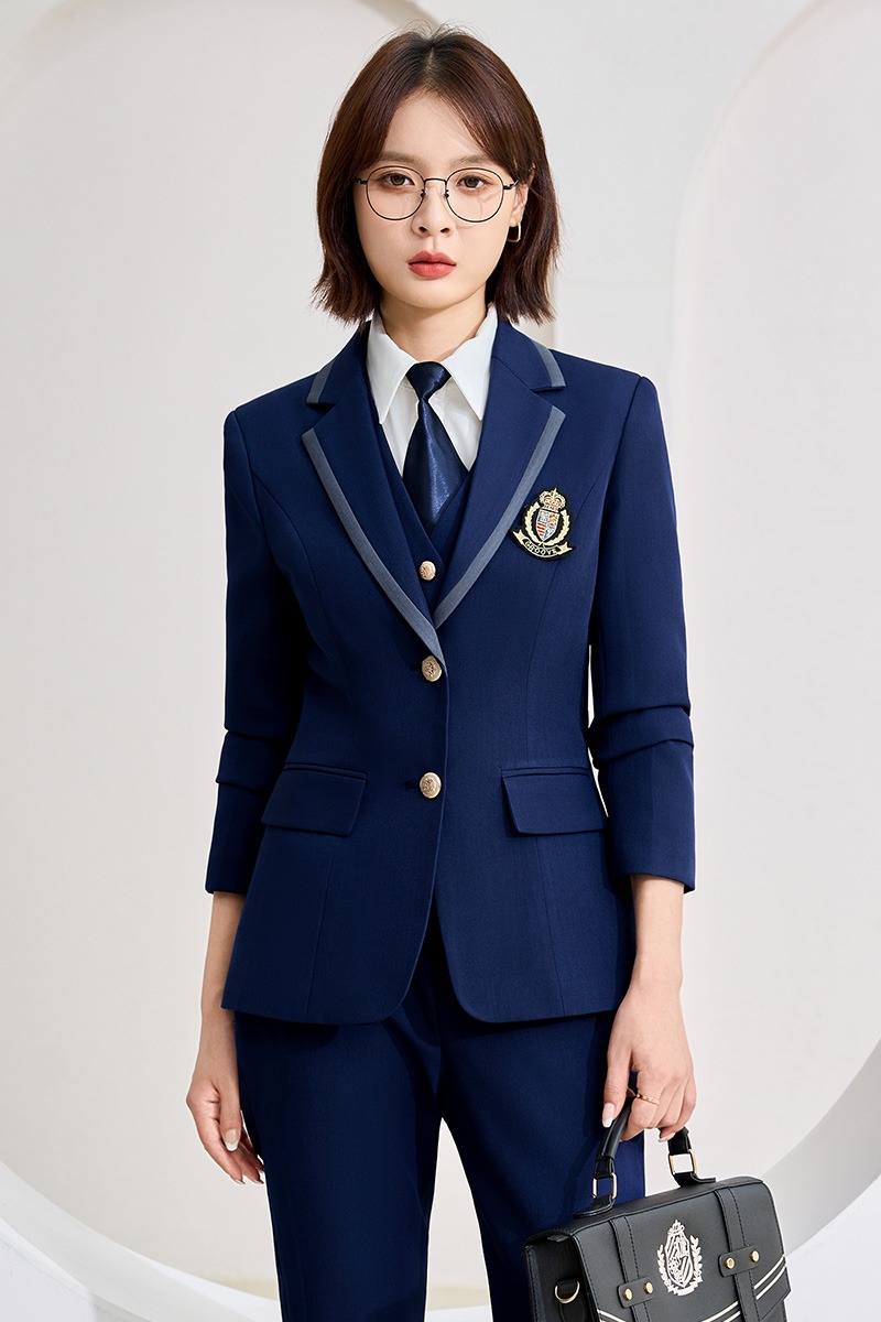 2025 college style uniform, suit jacket, women's autumn slimming, slimming, high-end feeling, commuting formal attire, professional work clothes 2025 college style uniform, suit jacket, women's autumn slimming, slimming, high-end feeling, commuting formal attire, professional work clothes