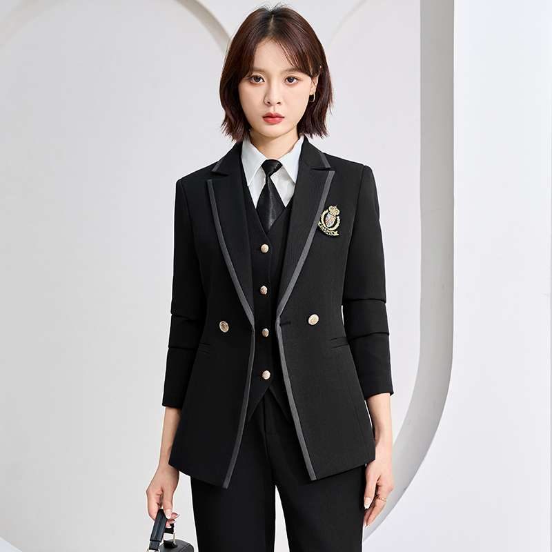 Design sense, high-end college style uniform, women's autumn and winter temperament, high-end sense, suit, vest, pants, three piece set Design sense, high-end college style uniform, women's autumn and winter temperament, high-end sense, suit, vest, pants, three piece set