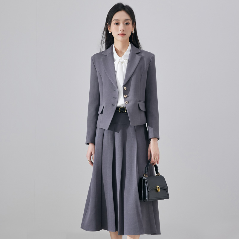 Single breasted suit, half skirt, two-piece set, professional women's clothing, 2025 autumn, simple and capable temperament, high-end suit Single breasted suit, half skirt, two-piece set, professional women's clothing, 2025 autumn, simple and capable temperament, high-end suit