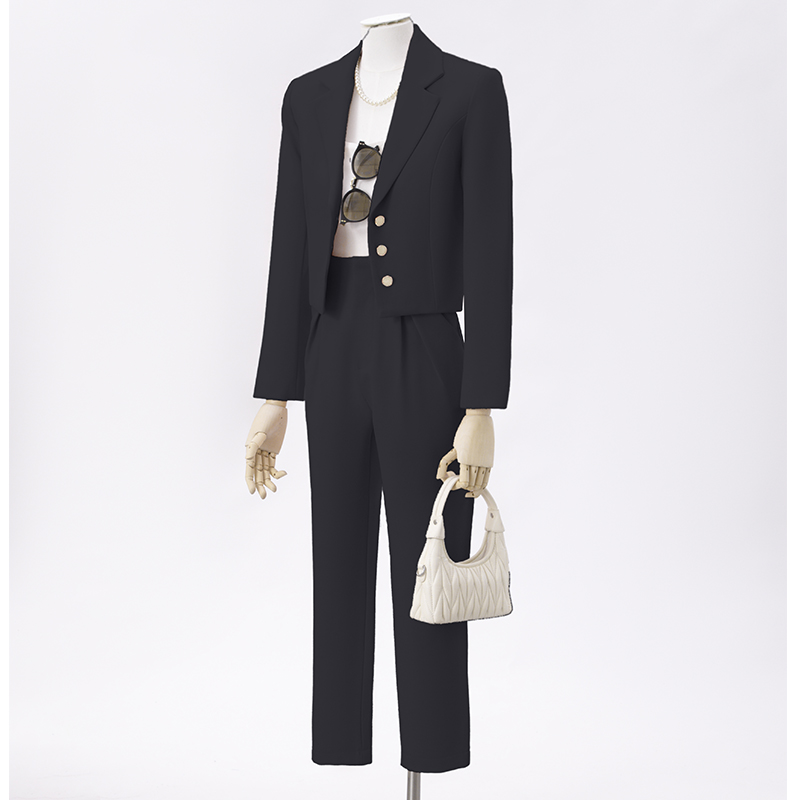 Small single breasted short suit jacket for women in autumn, simple and capable temperament, goddess style suit set Small single breasted short suit jacket for women in autumn, simple and capable temperament, goddess style suit set