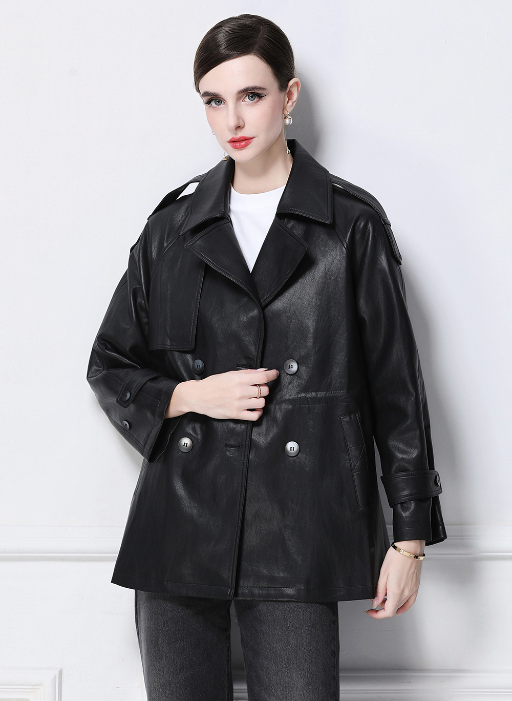 Realistic photo of retro PU leather mid length leather jacket 905 on the European station Realistic photo of retro PU leather mid length leather jacket 905 on the European station