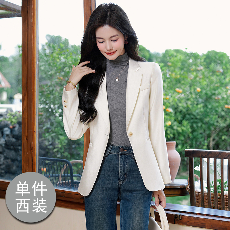 Fashionable and versatile long sleeved suit jacket for women in early autumn, with a niche design and a casual commuting professional suit Fashionable and versatile long sleeved suit jacket for women in early autumn, with a niche design and a casual commuting professional suit