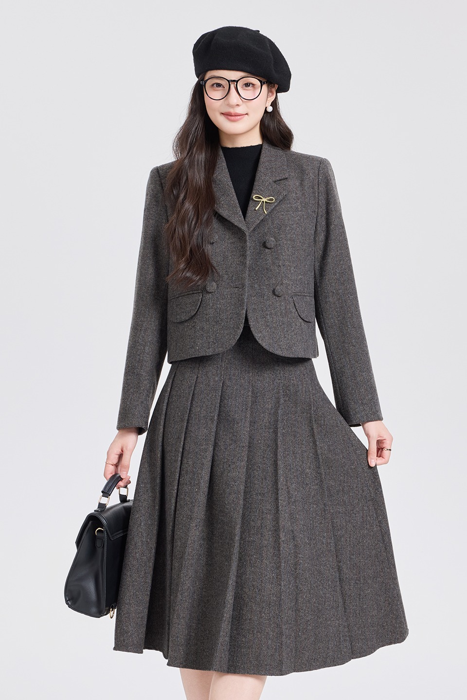 Short and petite suit, half skirt set, women's autumn fashion, Korean version, ladylike temperament, socialite's small fragrant style jacket Short and petite suit, half skirt set, women's autumn fashion, Korean version, ladylike temperament, socialite's small fragrant style jacket