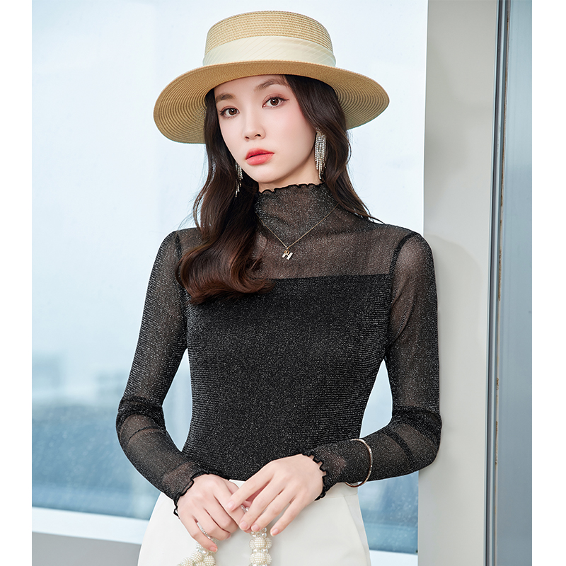 Slim fit versatile black base shirt for women's autumn new style, fashionable and stylish design, niche commuting long sleeved top trend